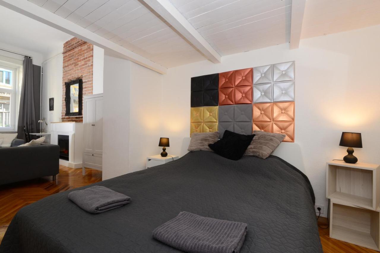 Your Place Apartman Budapest Esterno foto